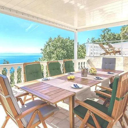 Tonkaz 4 Holiday home